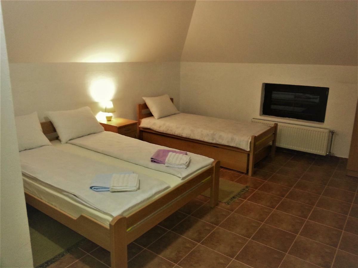 Bed and Breakfast Etno Selo Lelic Valjevo Exteriér fotografie